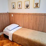 2 Quartos Com Wifi Proximo Praia, Metro E Comercio